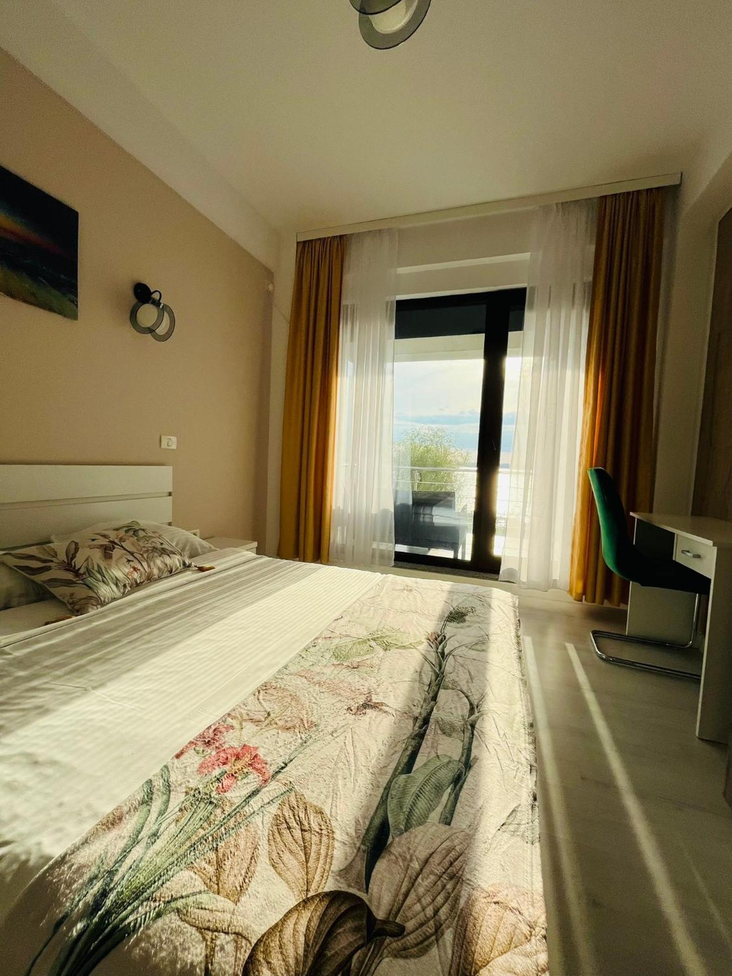 Roapart Mamaia- Sunset Dream Apartment *